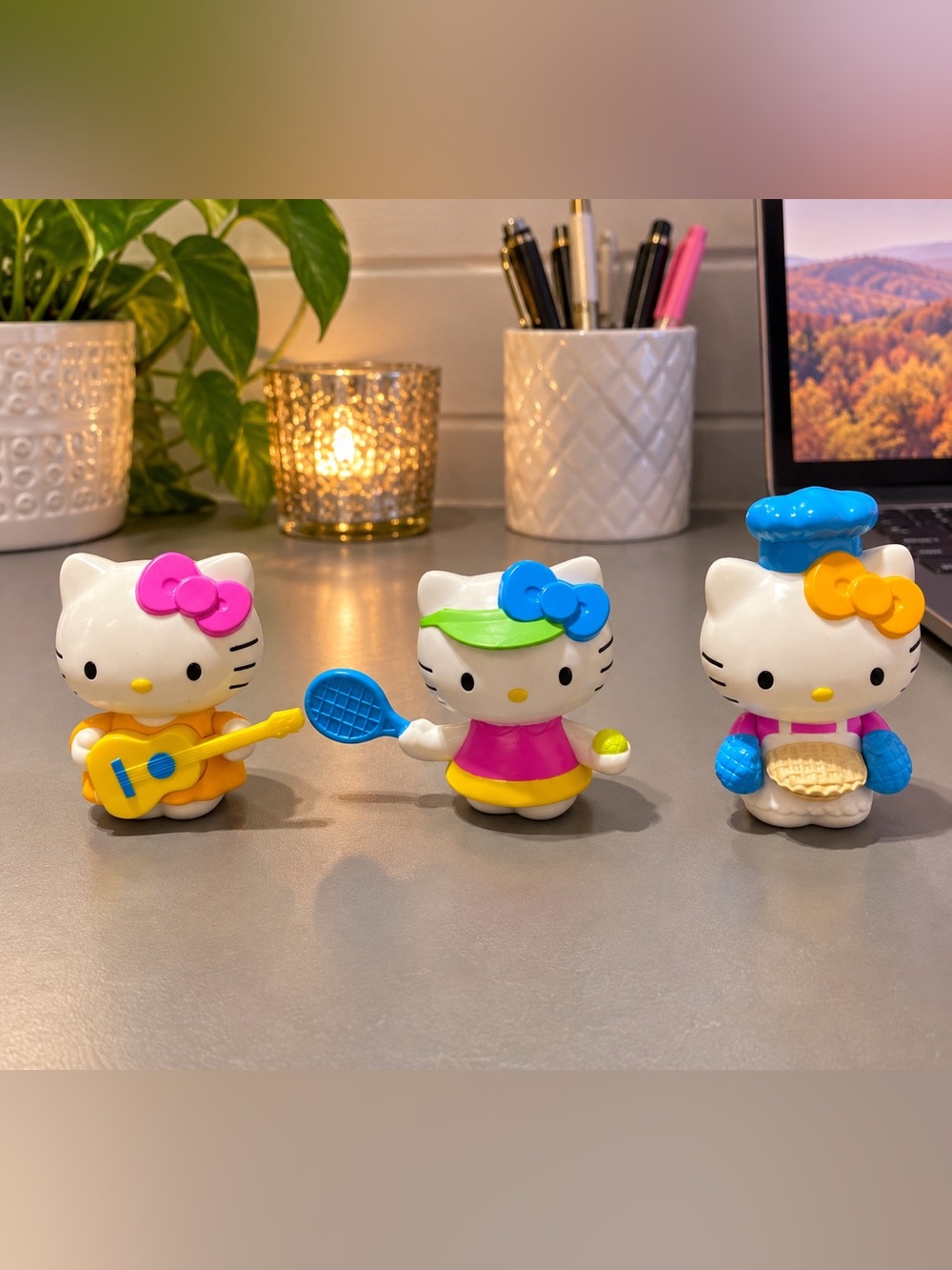 3 Hello Kitty Figure Set. McDonald’s 2013